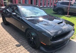 2015 - up  Dodge Challenger - čelní okno