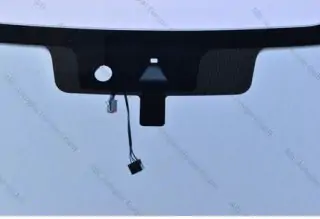 2018  - 20 FORD F-150  - Čelní okno