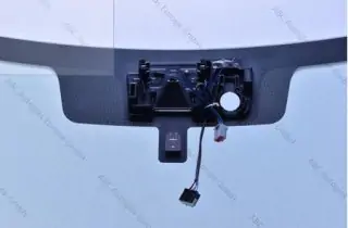 2018  - 20 FORD F-150  - Čelní okno