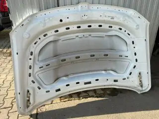 2019 - 25 RAM 1500 DT - kapota hliníková starší 
