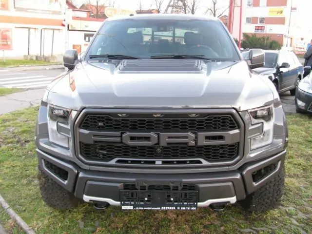 2015 - 18 FORD F-150 , F-250- čelní okno-