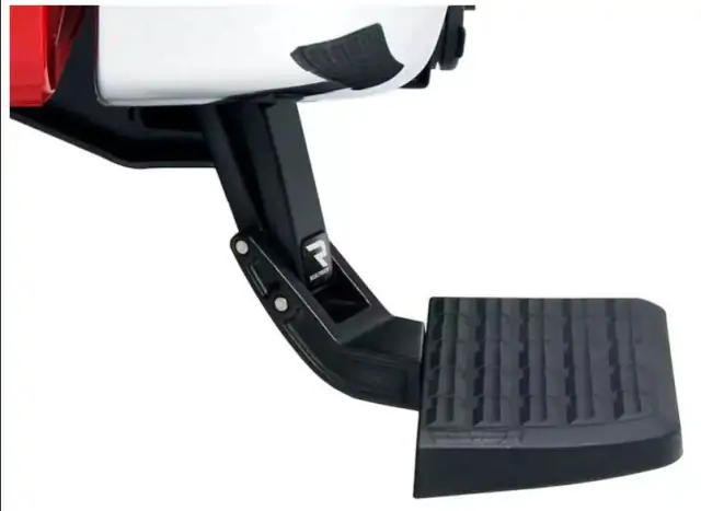 Pomocný zadní nášlap pro RAM 1500 DS 