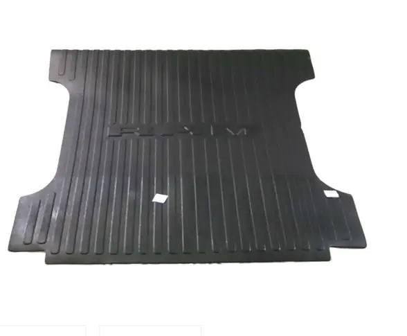 Gumový koberec korby pro RAM 1500 DT