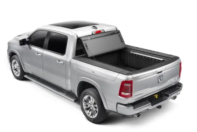 BAKFlip MX4 Tri-Fold pro RAM 1500 DS  - korba 5,7